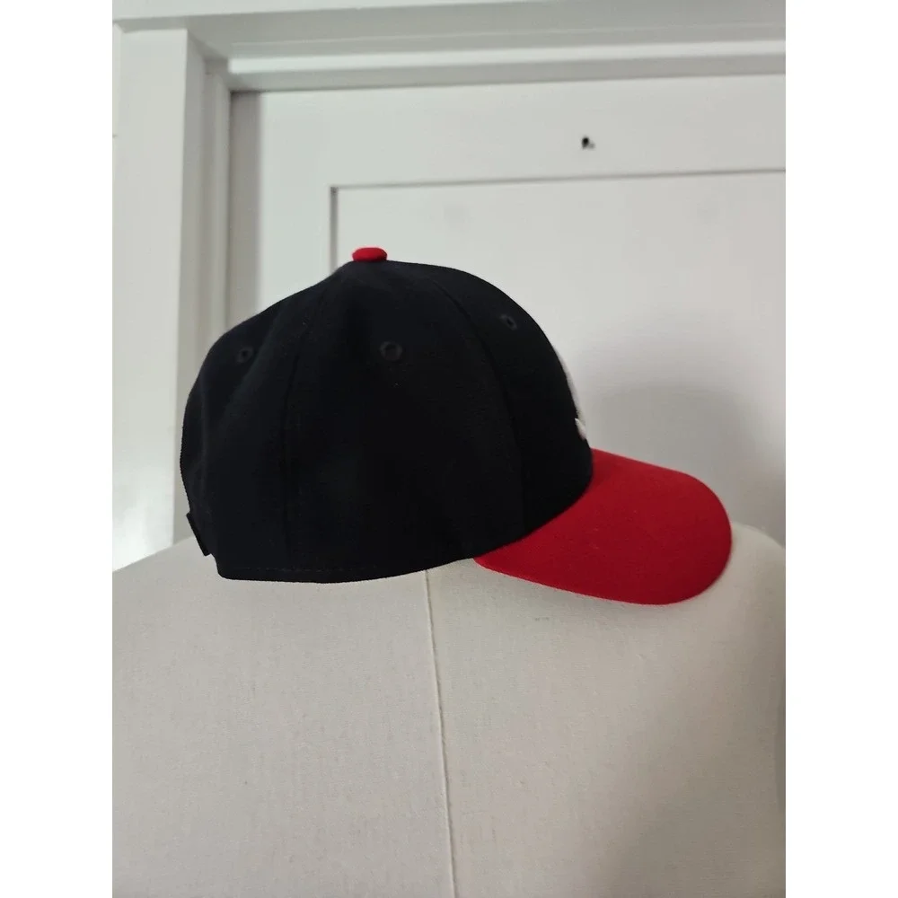 New Era Atlanta Braves Youth 9FORTY Baseball Cap Black Red Adjustable Hat